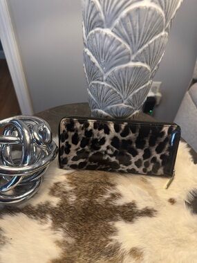 Anne Klein zip around wallet Animal print